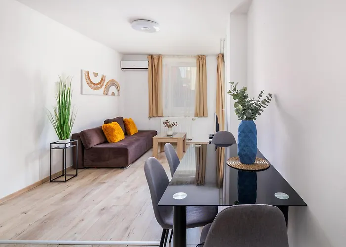 Appartement Akacfa Centrum - Cosy *