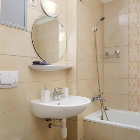 Apartamento Akacfa Centrum - Cosy *